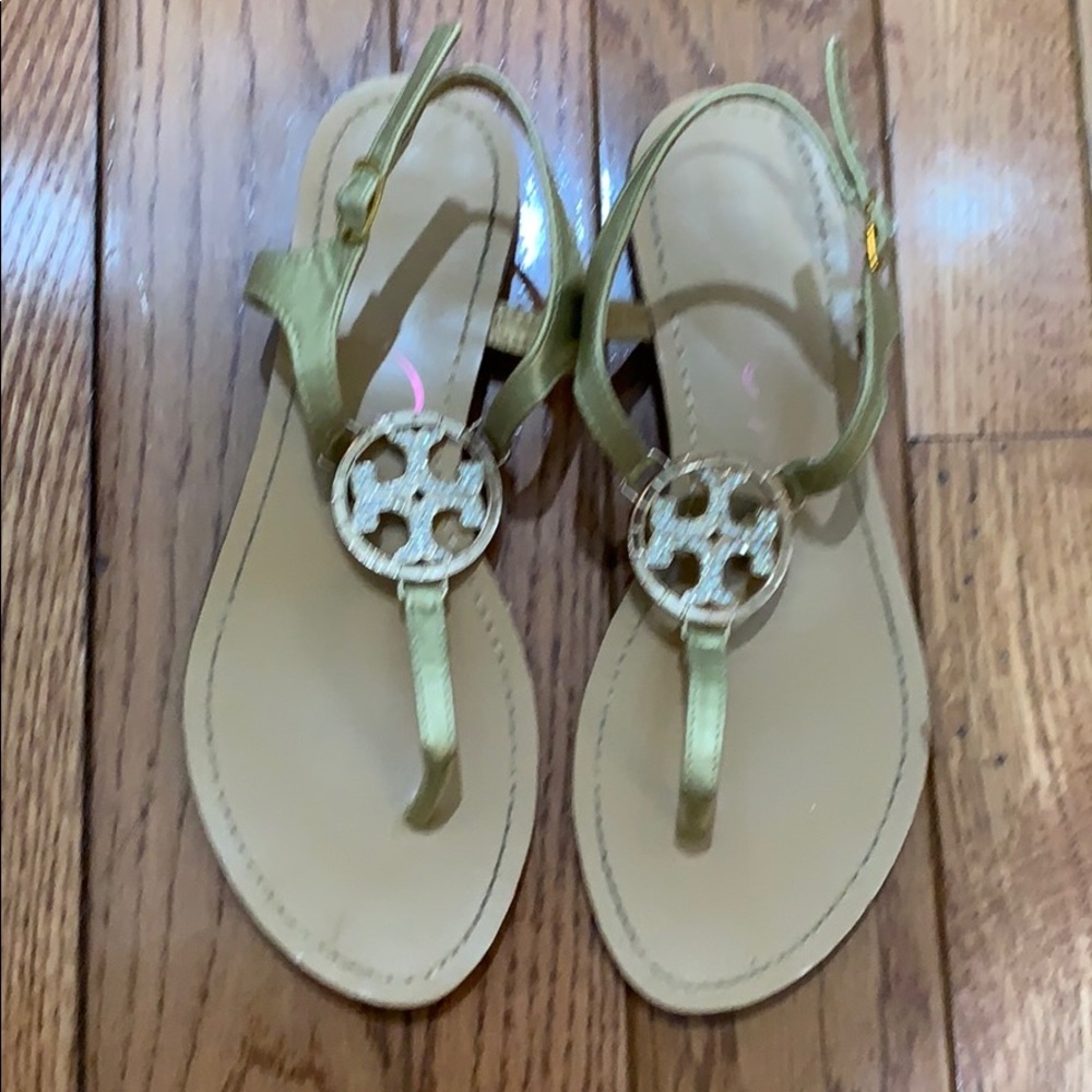 Bella Marie Gold Sandals